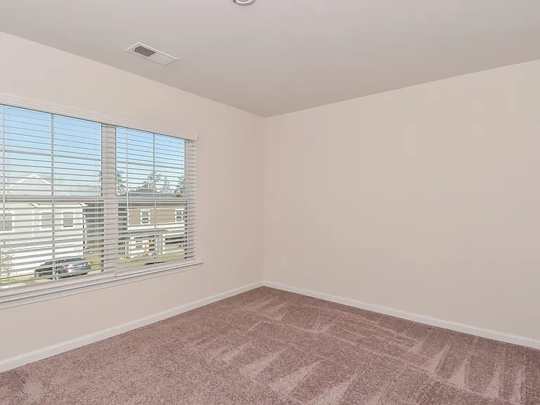 170 Beckett Ln — Photo 8