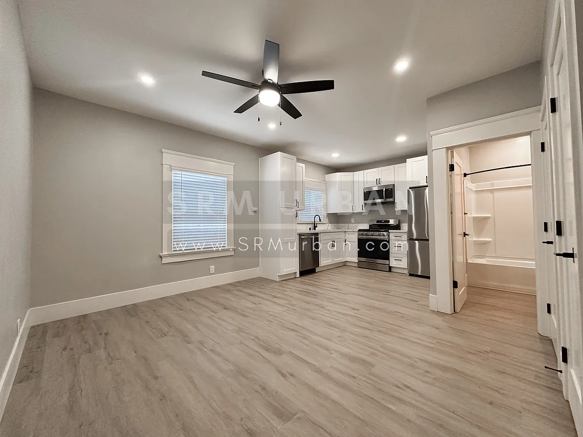 Building Photo - 1556 8th Ave #1
