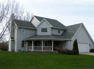 W2930 Farmstead Dr, Appleton, WI 54915