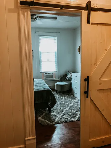 107 E Holston Ave #1 Photo 1