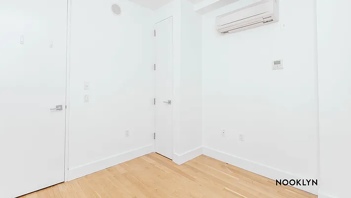 Rented by Nooklyn NYC LLC | media 62