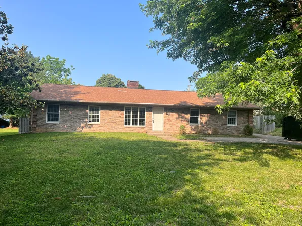 1617 Hawthorne Ln, Lexington, KY 40505