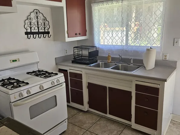 13304 1/2 California St, Yucaipa, CA 92399