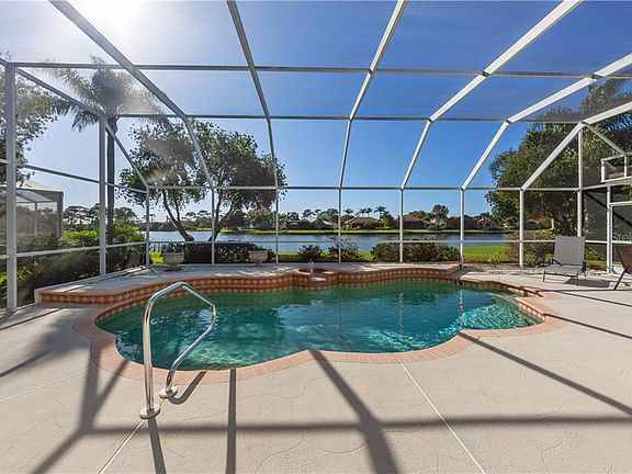3rd image of 13789 Long Lake Ln