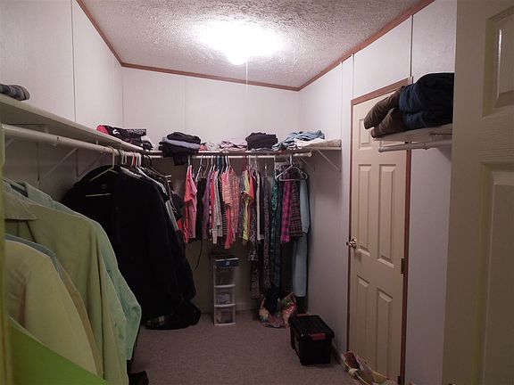 4th image of 353 Cleveland Dr