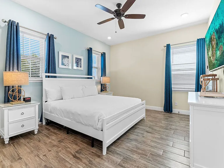 8121 Surf St — Photo 35