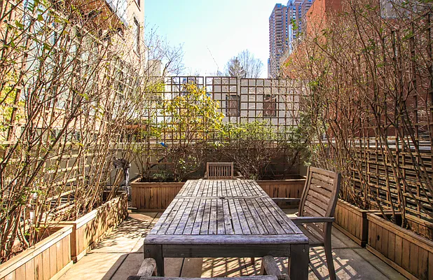 Rented by Avenues Real Estate | media 34