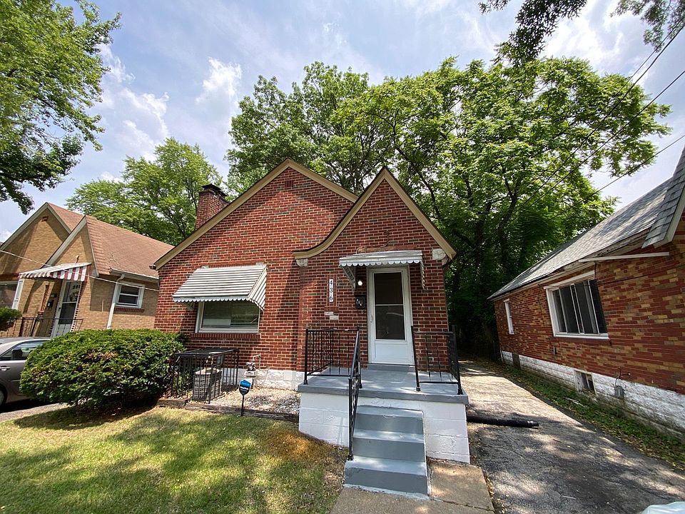 1st image of 436 Thomas Ave