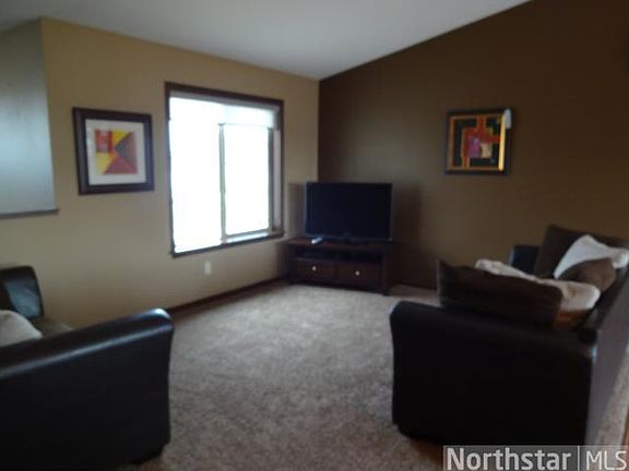 2nd image of 429 22nd Ave N