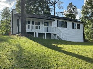 1113 Caprice Dr, Powder Springs, GA 30127