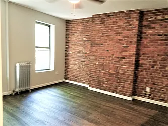 Rented by The Hamilton Group