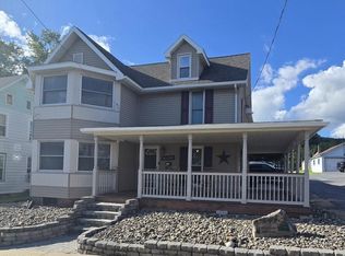414 High St, Jersey Shore, PA 17740