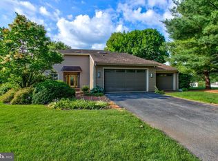 602 Longview Dr, Ephrata, PA 17522
