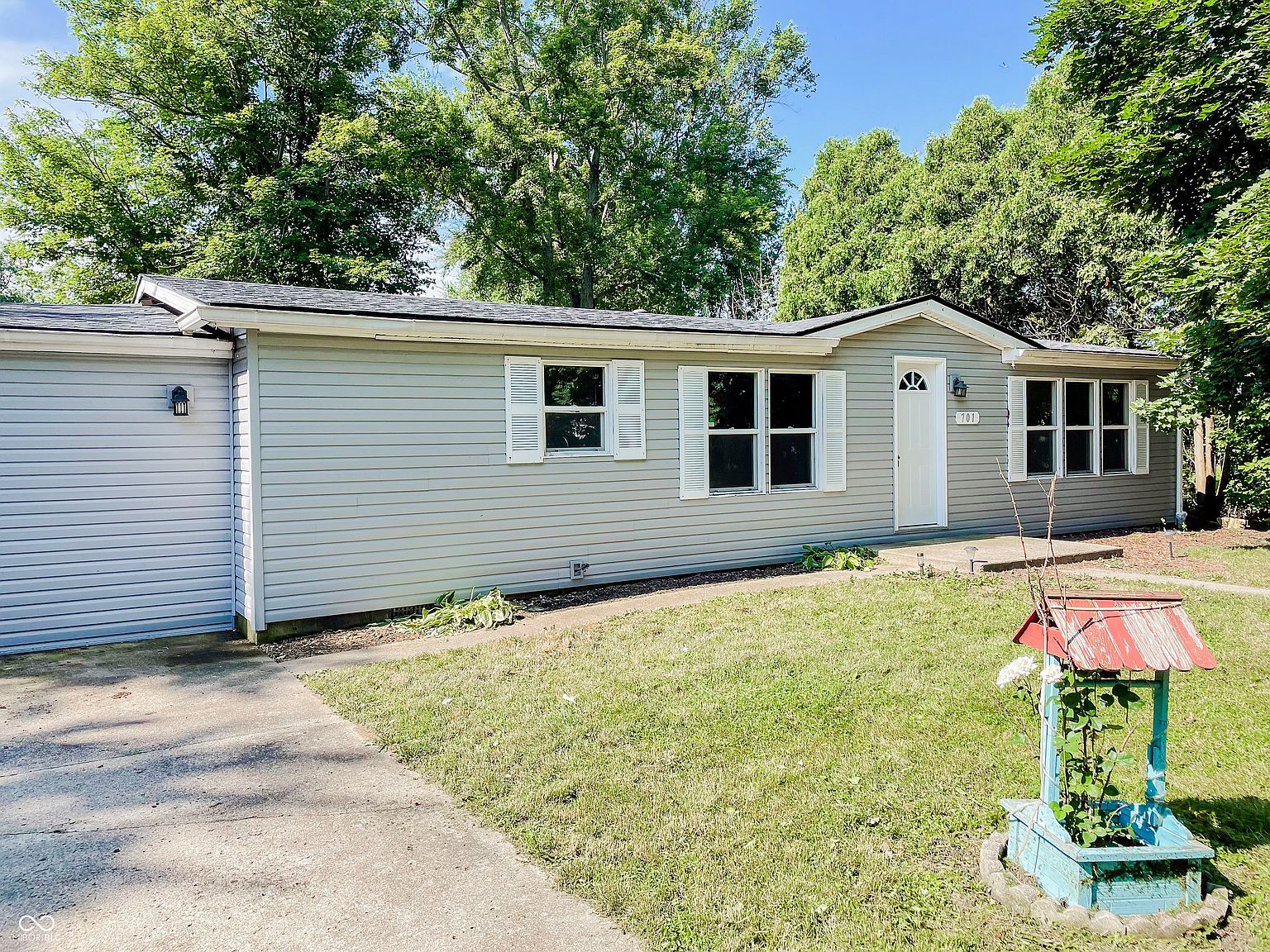 701 W Cherry St, Fountain City, IN 47341 | Zillow