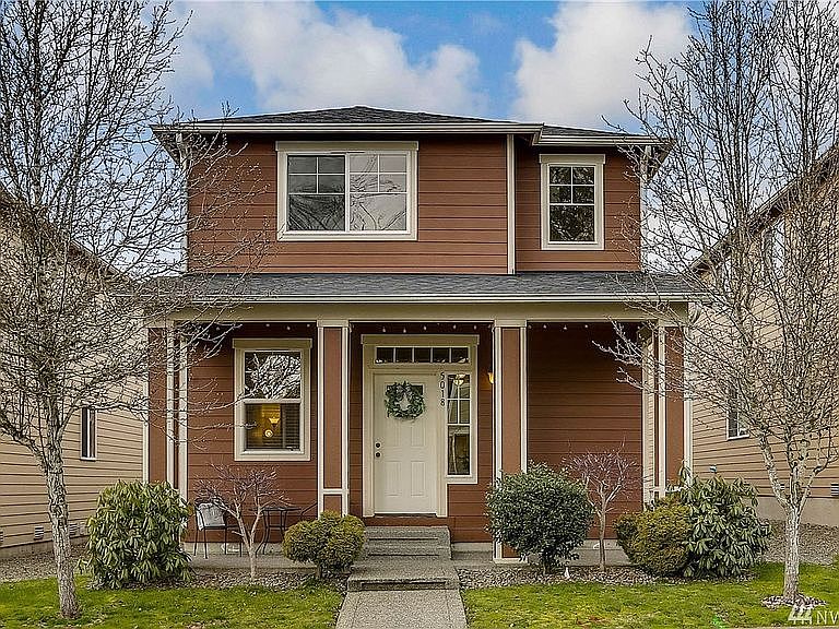 1st image of 5018 NE 3rd St