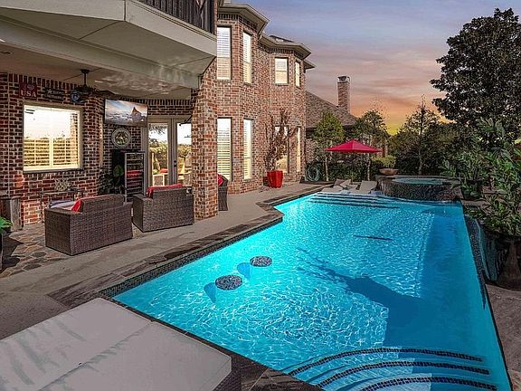 5th image of 7405 Saint Armond Ct