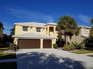 2310 Ridgewood Cir, Royal Palm Beach, FL 33411