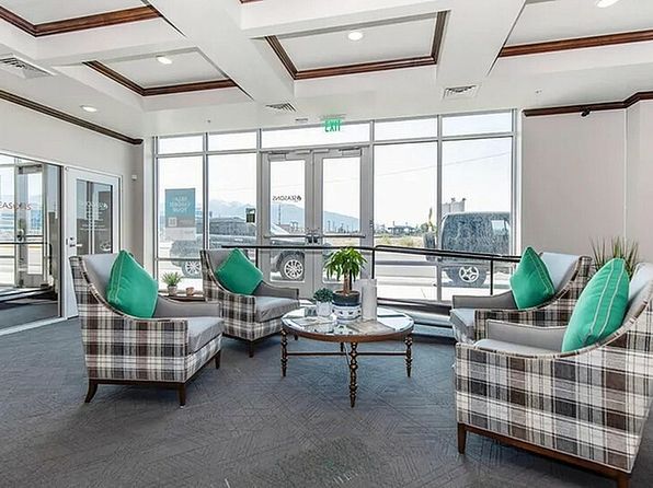 196 W Vine St #A-a325