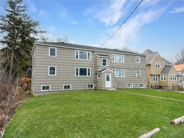 544 Valley Dr, Syracuse, NY 13207