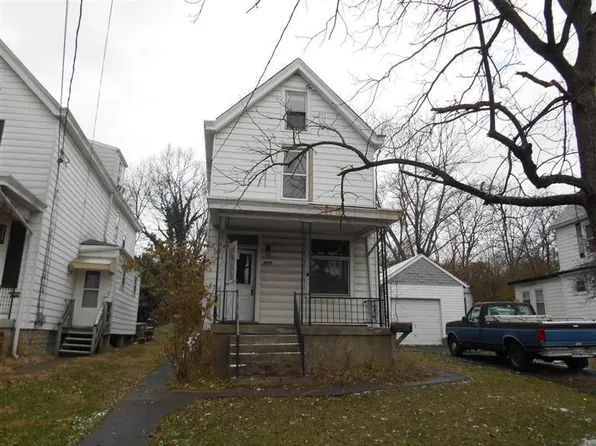 3350 Dickinson Rd, Cincinnati, OH 45211