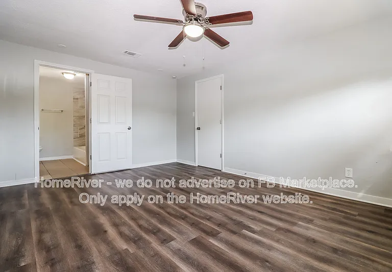 1322 W Hiawatha St — Photo 8