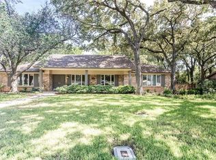 1804 Shadow Ln, Euless, TX 76039