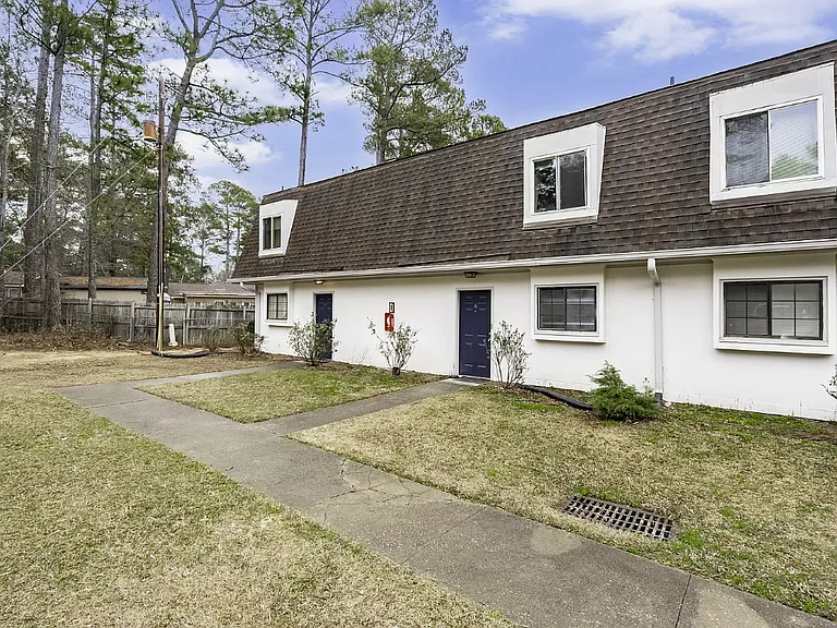 Piney Grove Townhomes — Photo 16