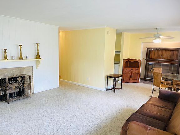2nd image of 2227 Euclid Ave