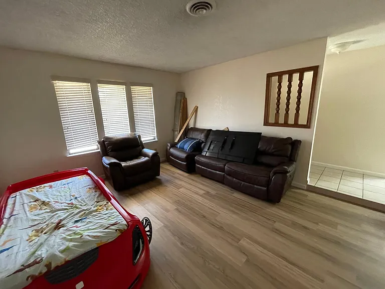 1553 Camino De Flores — Photo 2