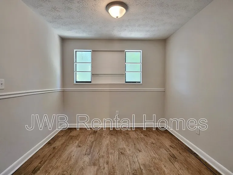 6976 Gribbin Ct — Photo 4