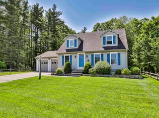 16 Tamarack Ct, Manchester, NH 03103