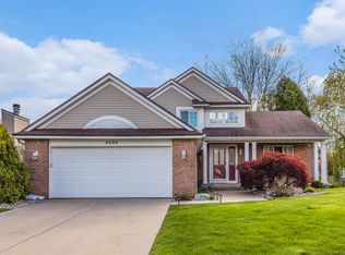 4699 Raintree Dr SE, Kentwood, MI 49512