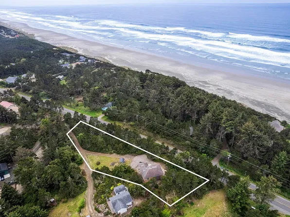 5943 NW Pacific Coast Hwy, Seal Rock, OR 97376