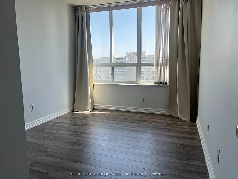 156 Enfield Pl #2205 — Photo 20