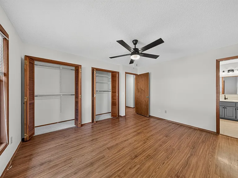3 Joanie Ln — Photo 8