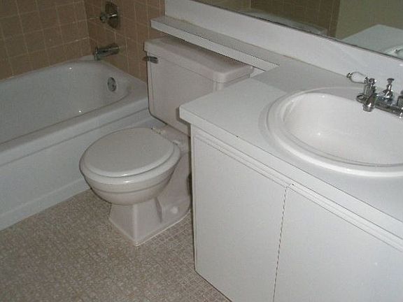 4th image of 4015 Palm Bay Cir APT B
