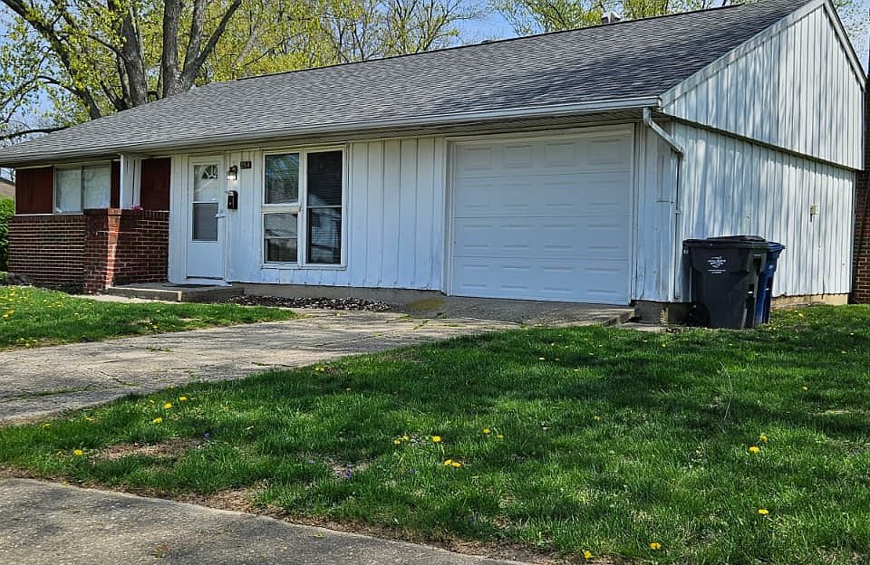 1st image of 254 Prince Of Wales Dr