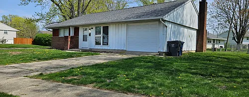 254 Prince Of Wales Dr Photo 1