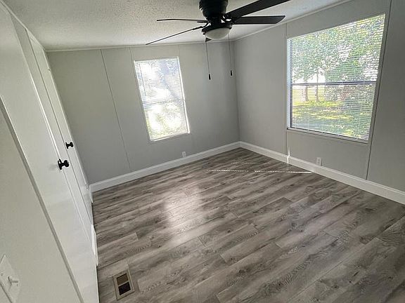 5th image of 5413 Dubois Ave