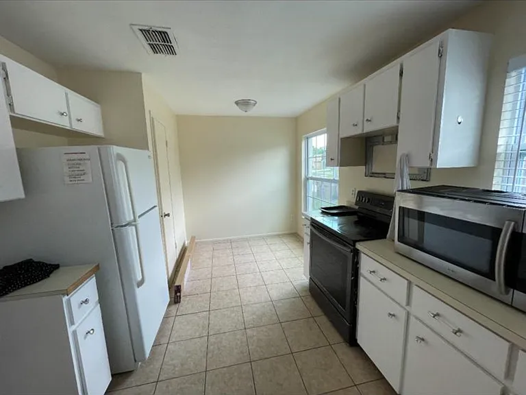 5220 Hawk Dr #5220 — Photo 5