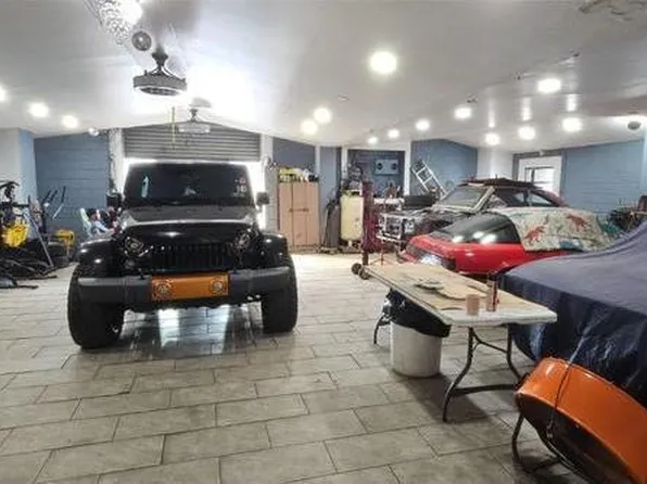 2137 E Ann St, Philadelphia, PA 19134