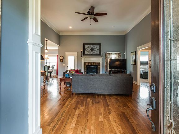 4th image of 4217 Princeton Oaks Ln