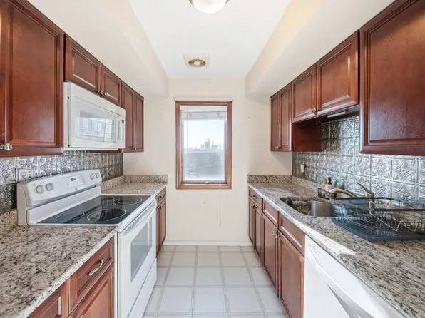 314 Palisade Avenue image 6 of 18