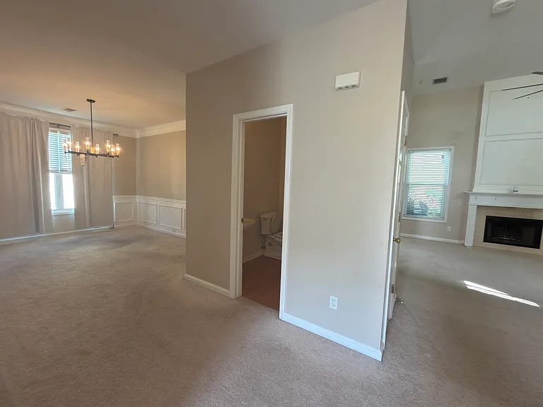1570 Valley Club Dr — Photo 6
