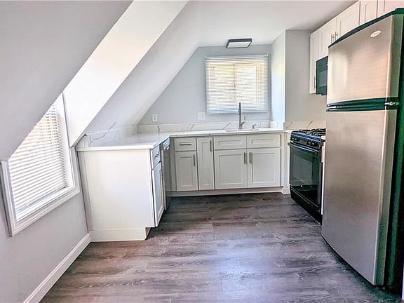 3rd image of 62 7th St APT 2