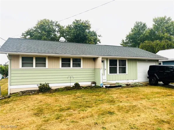 538 6th St NW, Carrollton, OH 44615