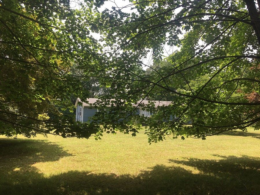 2nd image of 435 Three Bridge Rd