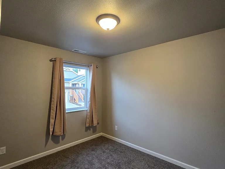 4265 Sequoia Loop — Photo 14