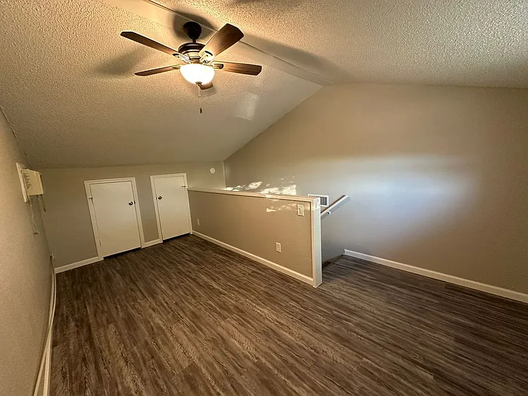 295 Mooring Cir — Photo 33
