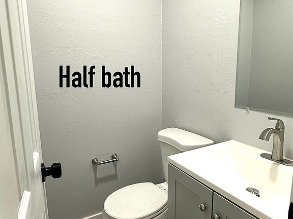 3rd image of 1418 N Acacia St APT 2